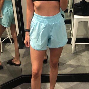 Lululemon Track That Mid-Rise Short 5" Icing Blue Size 4